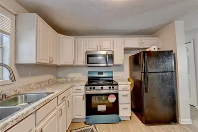 4286 Village Square Lane, Stone Mountain, GA 30083 - Photo 12