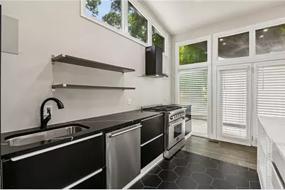 215 Camden Road NE, Atlanta, GA 30309 - Photo 12