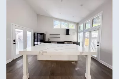 215 Camden Road NE, Atlanta, GA 30309 - Photo 14