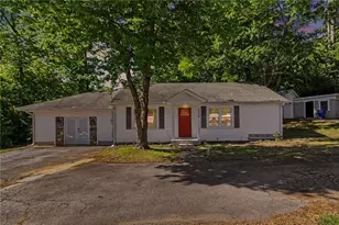 234 E Memorial Dr, Dallas, GA 30132 - Photo 1