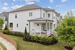 2035 Drew Dr NW, Atlanta, GA 30318 - Photo 2