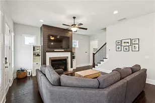2035 Drew Dr NW, Atlanta, GA 30318 - Photo 4