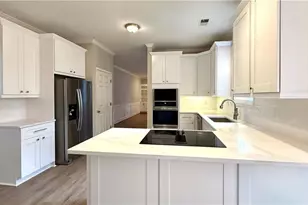 11175 Linbrook Ln, Johns Creek, GA 30097 - Photo 8