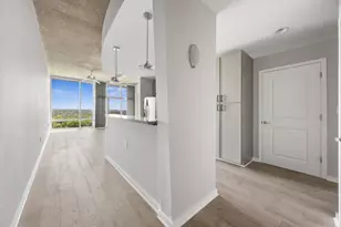 923 Peachtree St NE, Atlanta, GA 30309 - Photo 8