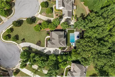4535 Hawthorne Court, Alpharetta, GA 30004 - Photo 4