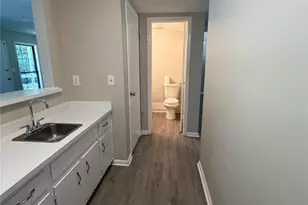 1386 Williamsburg Ln, Norcross, GA 30093 - Photo 8