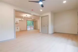 4396 Greenleaf Circle, Atlanta, GA 30331 - Photo 4