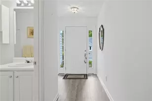 511 Carrington Ct, Canton, GA 30115 - Photo 4