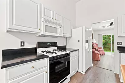 511 Carrington Court, Canton, GA 30115 - Photo 10