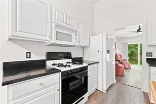 511 Carrington Ct, Canton, GA 30115 - Photo 10