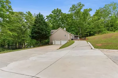 7161 Freeman Road, Cumming, GA 30028 - Photo 4