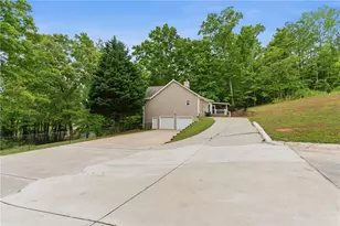 7161 Freeman Rd, Cumming, GA 30028 - Photo 4