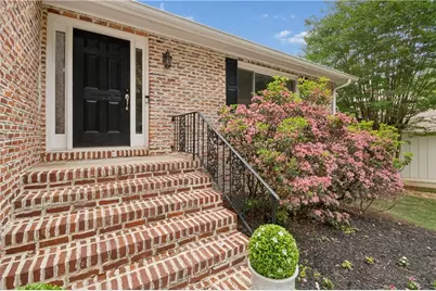 1493 Runnymeade Road NE, Brookhaven, GA 30319 - Photo 4