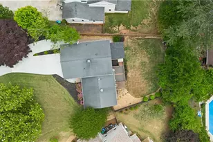 1493 Runnymeade Rd NE, Brookhaven, GA 30319 - Photo 38