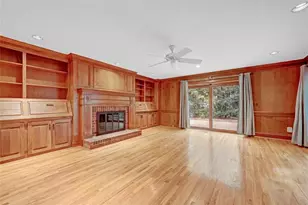 1701 Trotters Ln, Stone Mountain, GA 30087 - Photo 16