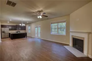 6571 Bluffview Dr, Douglasville, GA 30134 - Photo 10