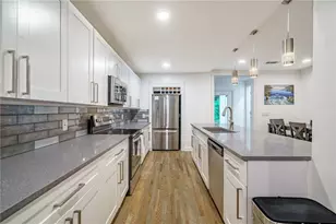 577 Commercial Ave NW, Atlanta, GA 30318 - Photo 8