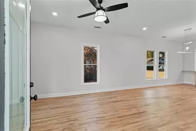 515 Woodlawn Avenue, Calhoun, GA 30701 - Photo 8