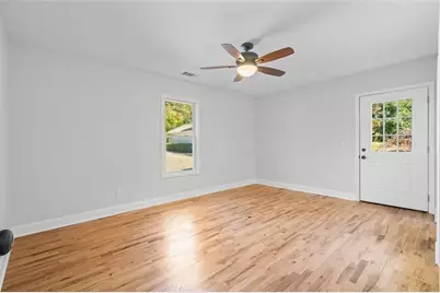 515 Woodlawn Avenue, Calhoun, GA 30701 - Photo 36
