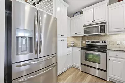 2277 Peachtree Road NE #407, Atlanta, GA 30309 - Photo 10