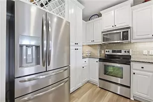 2277 Peachtree Rd NE, Atlanta, GA 30309 - Photo 10