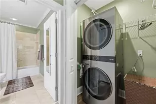2277 Peachtree Rd NE, Atlanta, GA 30309 - Photo 20