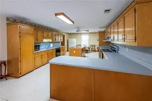 2011 Gleaton Rd NE, Conyers, GA 30013 - Photo 14