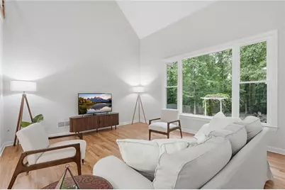 5215 Overbend Trail, Suwanee, GA 30024 - Photo 10