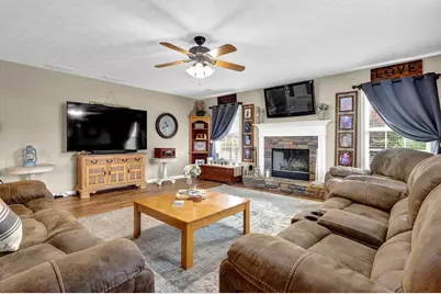 688 Country Grove Lane, Auburn, GA 30011 - Photo 10