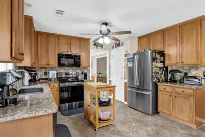 688 Country Grove Lane, Auburn, GA 30011 - Photo 14