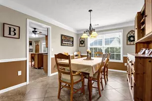 688 Country Grove Ln, Auburn, GA 30011 - Photo 8