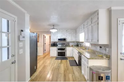 2613 Bridgewood Lane, Snellville, GA 30078 - Photo 16