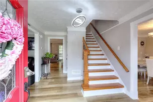 2613 Bridgewood Ln, Snellville, GA 30078 - Photo 2