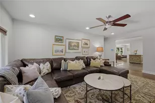 1322 Brook Forest Dr NE, Atlanta, GA 30324 - Photo 22