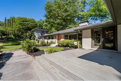 1322 Brook Forest Drive NE, Atlanta, GA 30324 - Photo 2