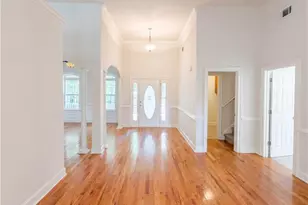 141 Lake Chase Dr S, Griffin, GA 30224 - Photo 2
