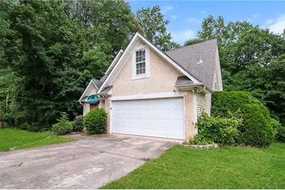 1031 Chads Ridge, Jonesboro, GA 30236 - Photo 2