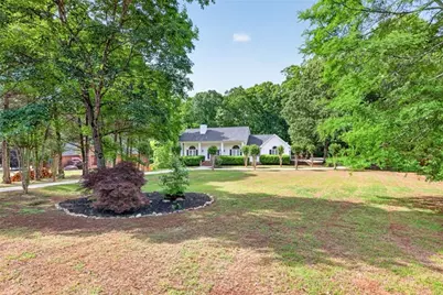 606 Academy Woods Drive, Jefferson, GA 30549 - Photo 4