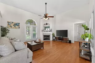 606 Academy Woods Dr, Jefferson, GA 30549 - Photo 8