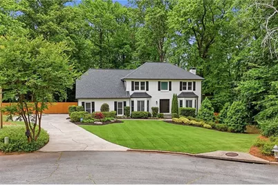 925 Kingridge Court, Roswell, GA 30075 - Photo 2