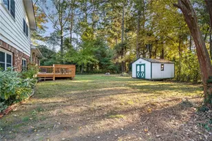 2252 Valley Creek Cir, Snellville, GA 30078 - Photo 44