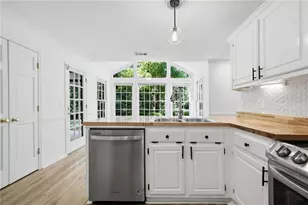 4220 Singing Post Ln NE, Roswell, GA 30075 - Photo 20