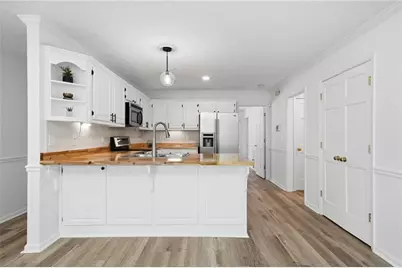 4220 Singing Post Lane NE, Roswell, GA 30075 - Photo 18