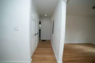 956 SW Oakland Drive SW, Atlanta, GA 30310 - Photo 6