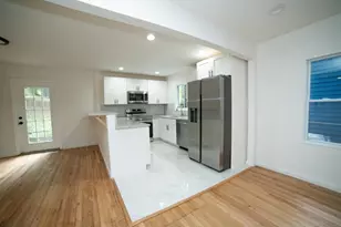 956 SW Oakland Dr SW, Atlanta, GA 30310 - Photo 10
