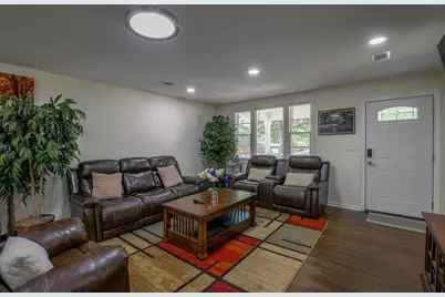 367 SE Macedonia Road SE, Atlanta, GA 30354 - Photo 8
