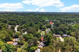 445 Cove Dr NE, Marietta, GA 30067 - Photo 4