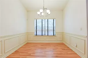 901 Sonoma Dr, Lawrenceville, GA 30045 - Photo 18