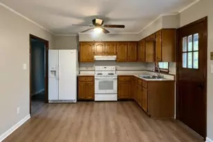 1185 Tillman St NW, Conyers, GA 30012 - Photo 4