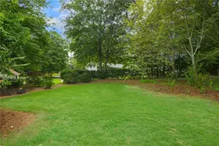 3195 Creek Dr, Marietta, GA 30062 - Photo 30